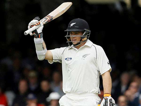 ரசிகர்கள் ஈர்ப்பு