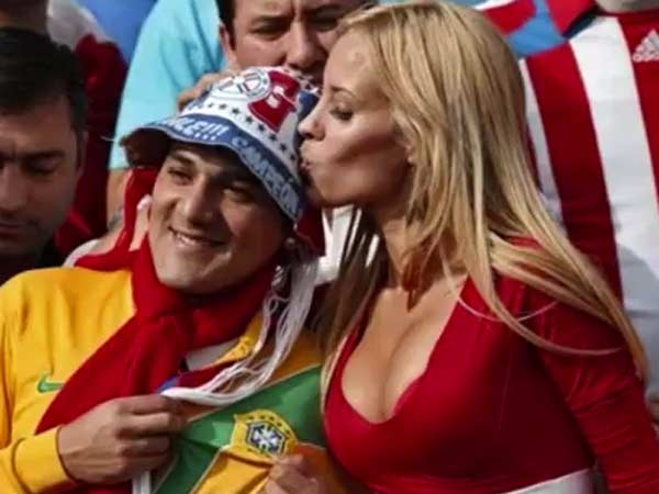 12 அணிகள்