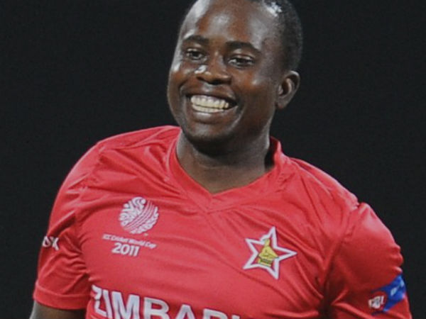 பந்து வீச தடை விதிக்கப்பட்டவர்