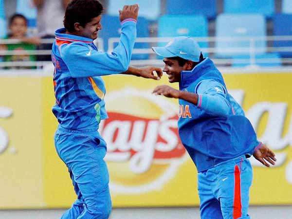 விக்கெட் கீப்பர் + பேட்ஸ்மேன்