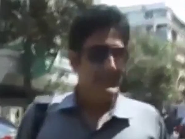 900 போட்டிகள்