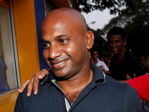 சனத் ஜெயசூர்யா சாதனை