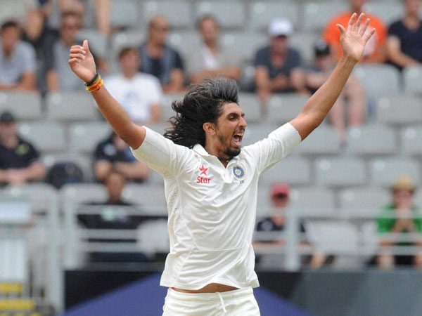 இஷாந்த் அபாரம்