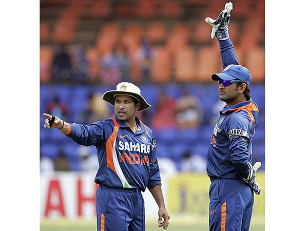 சச்சின், டோணி