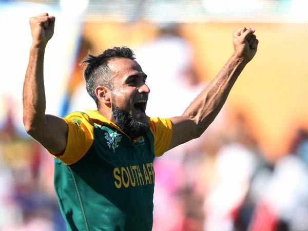 இம்ரான் தாஹிரின் 2 விக்கெட்