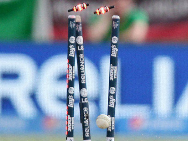 முதல் ஆட்டங்களில் முத்திரை