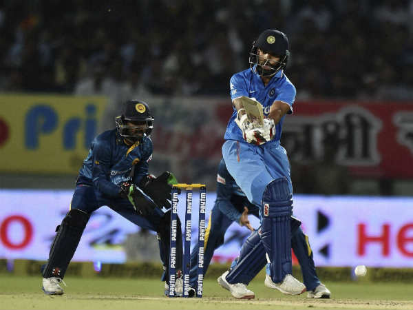 அடிக்க வேண்டியதும் அவசியம்