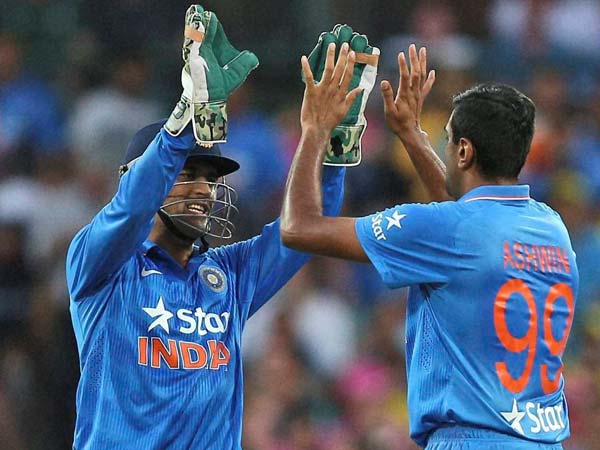 இந்தியா 