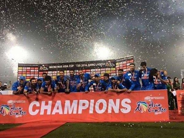 இரு முதல் கோப்பைகள்