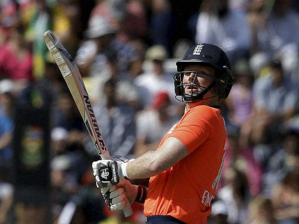 பவுலிங்தான்..