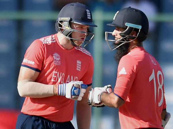 வெறும் 15 ரன்னில் வெற்றி