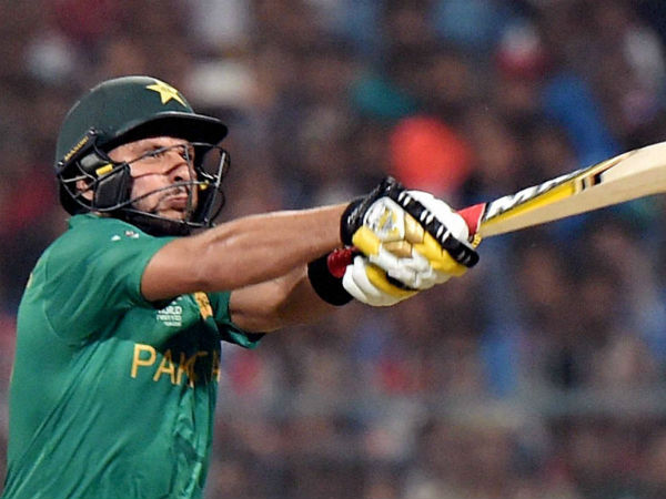 ரசிகர்கள் கடும் கோபம்