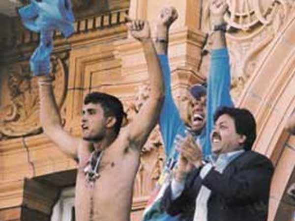 கங்குலி தாக்கமோ!