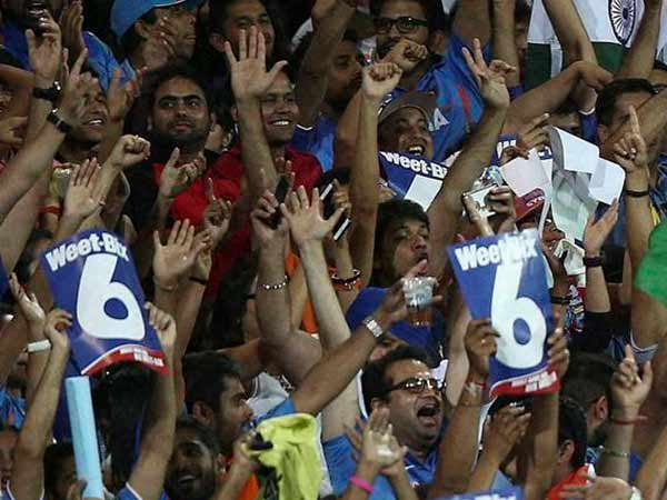 இந்தியர்களுக்கும் கொண்டாட்டம்