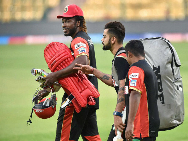 கெய்ல் சுமை கோஹ்லி தலையில்