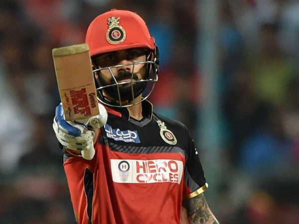 ஒரு தொடரில் அதிக சதம் 