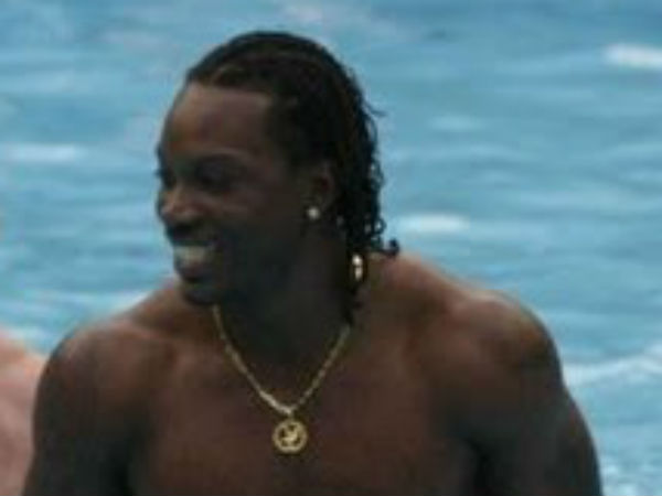 பைக்கில் ரவுண்டடித்தேன் பைக்கில் ரவுண்டடித்தேன்