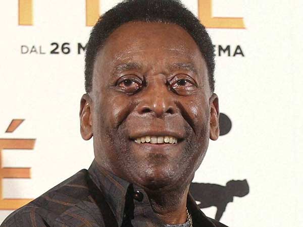 சூப்பர் ஸ்டார்கள் இல்லையே