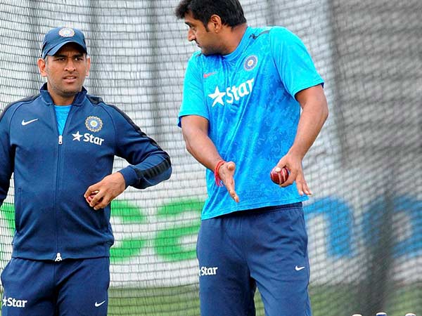 இப்படியா அவுட் ஆவது