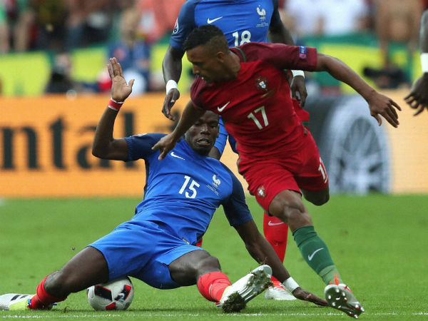 அதிர்ச்சியில் ரசிகர்கள்