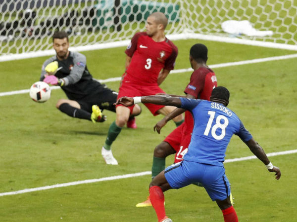 வெற்றி பெற்ற போர்ச்சுக்கல்