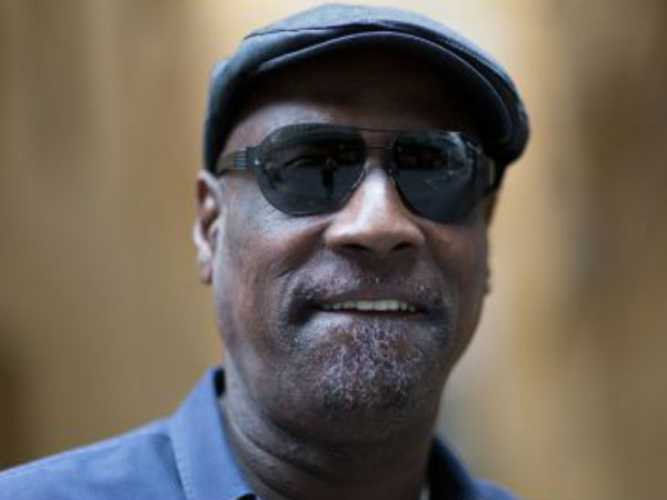 மாலியும் கிரிக்கெட் வீரரே