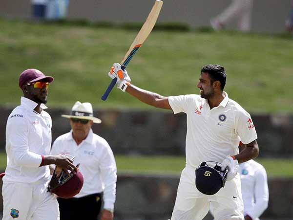 சொதப்பிய பவுலிங்