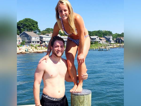 கனக்டிகட் கடற்கரையில்