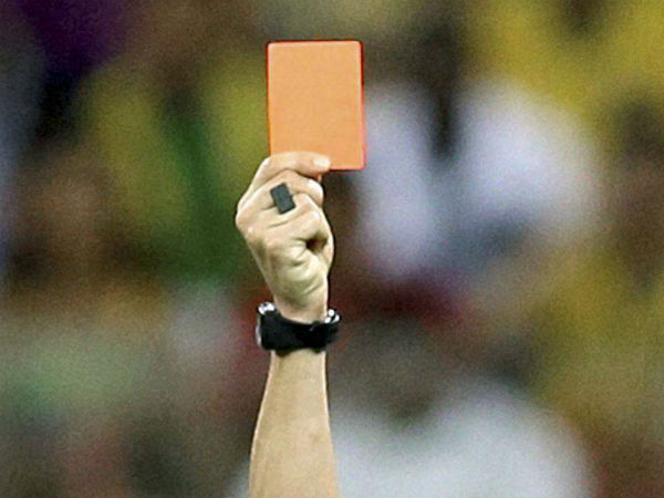 சிவப்பு அட்டை 