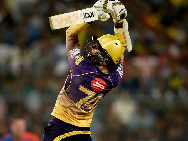 நடையை கட்டிய நரைன் 