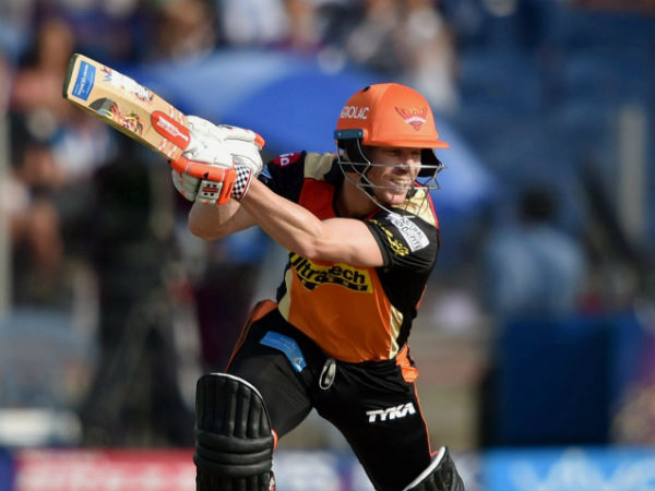 வதம் செய்த வார்னர் 