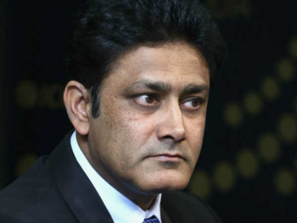 கேப்டனுக்கு கூடுதல் ஊதியம் 