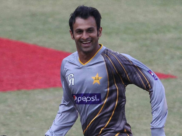 சதம் அடித்த தனி ஒருவர் 