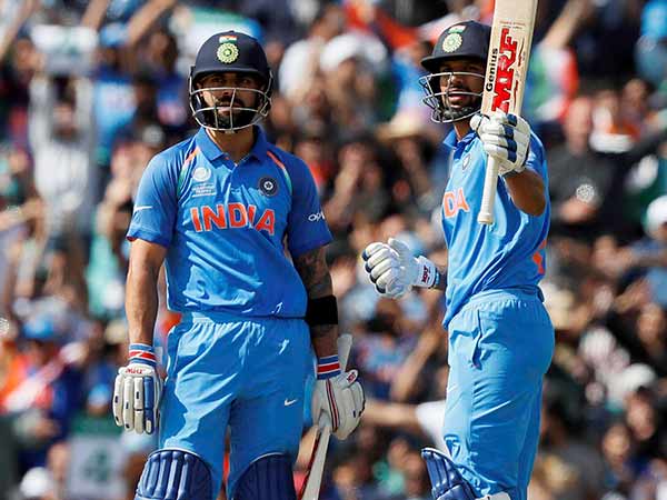 கோஹ்லியுடன் அசத்தல்