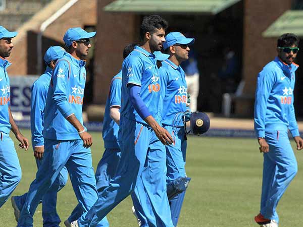 2 சாம்பியன்ஸ் டிராபி நமக்கு