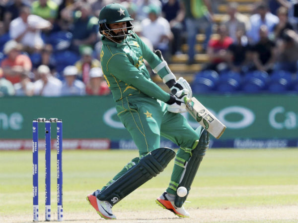 3 கோப்பைகள்