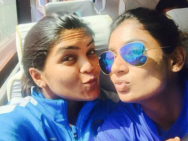 வேகப் பந்து வீச்சு பிரியை