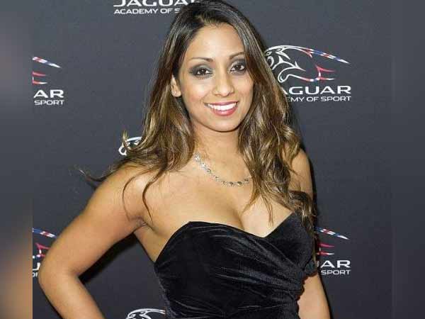 இசாவும், டிராவிடும்