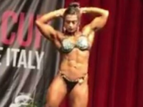 பயிற்சியாளரால்..