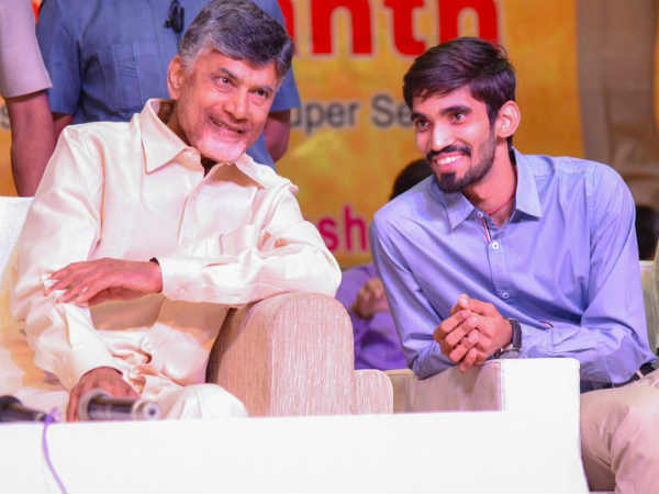  விளையாட்டு பல்கலைக்கழகம் 