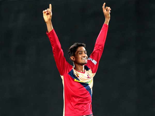 மழையால் வென்ற கில்லீஸ்