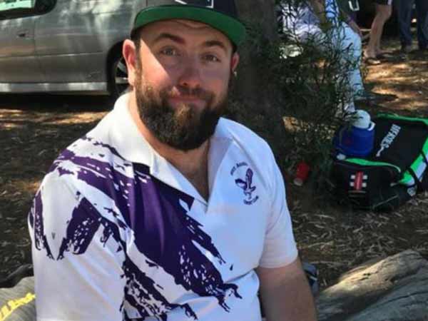 பிற வீரர்ரகள் நடையை கட்டினர்