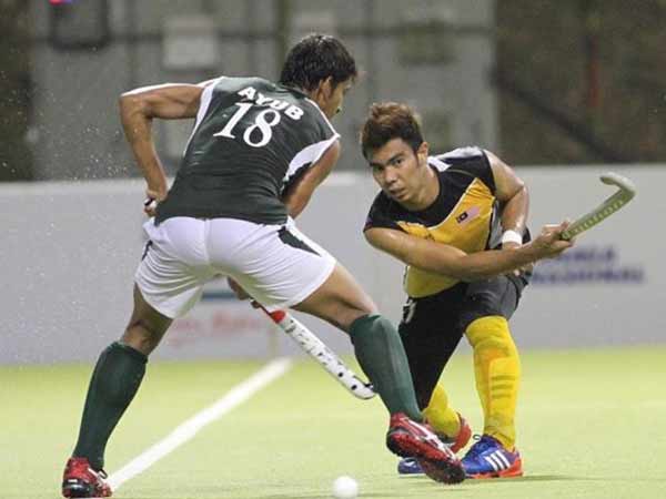 இந்தியா மலேசியாவுடன் மோதல்