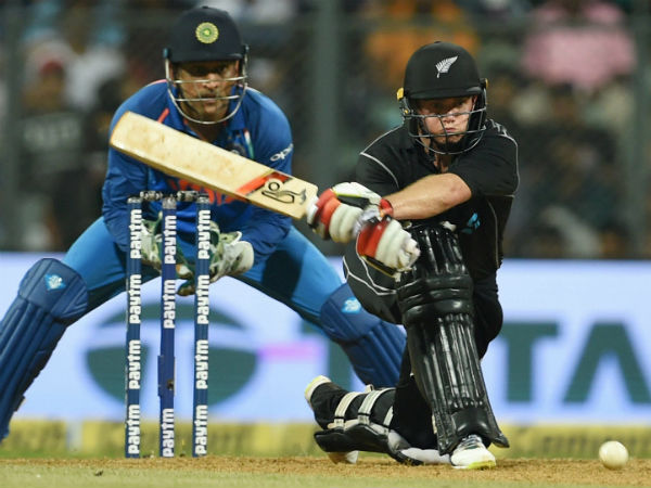 தொடக்கத்தில் தடுமாறிய நியூசி. 