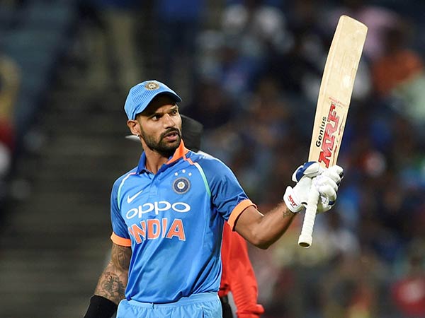  தவானின் அதிரடியான ஆட்டம் 