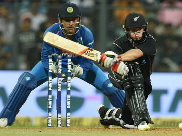 விளையாடுவாரா 