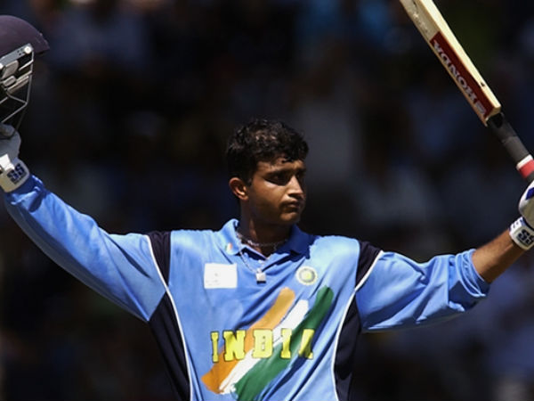 மைதானத்தை சுற்றினேன் 