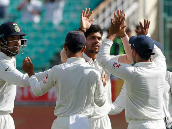 அணியில் மாற்றம் 