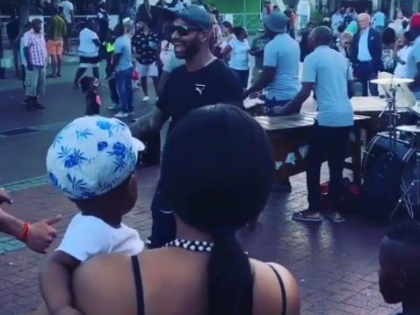 புத்தாண்டு கொண்டாட்டம் 