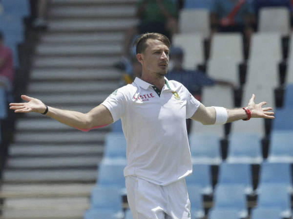 விளையாட மாட்டார் 